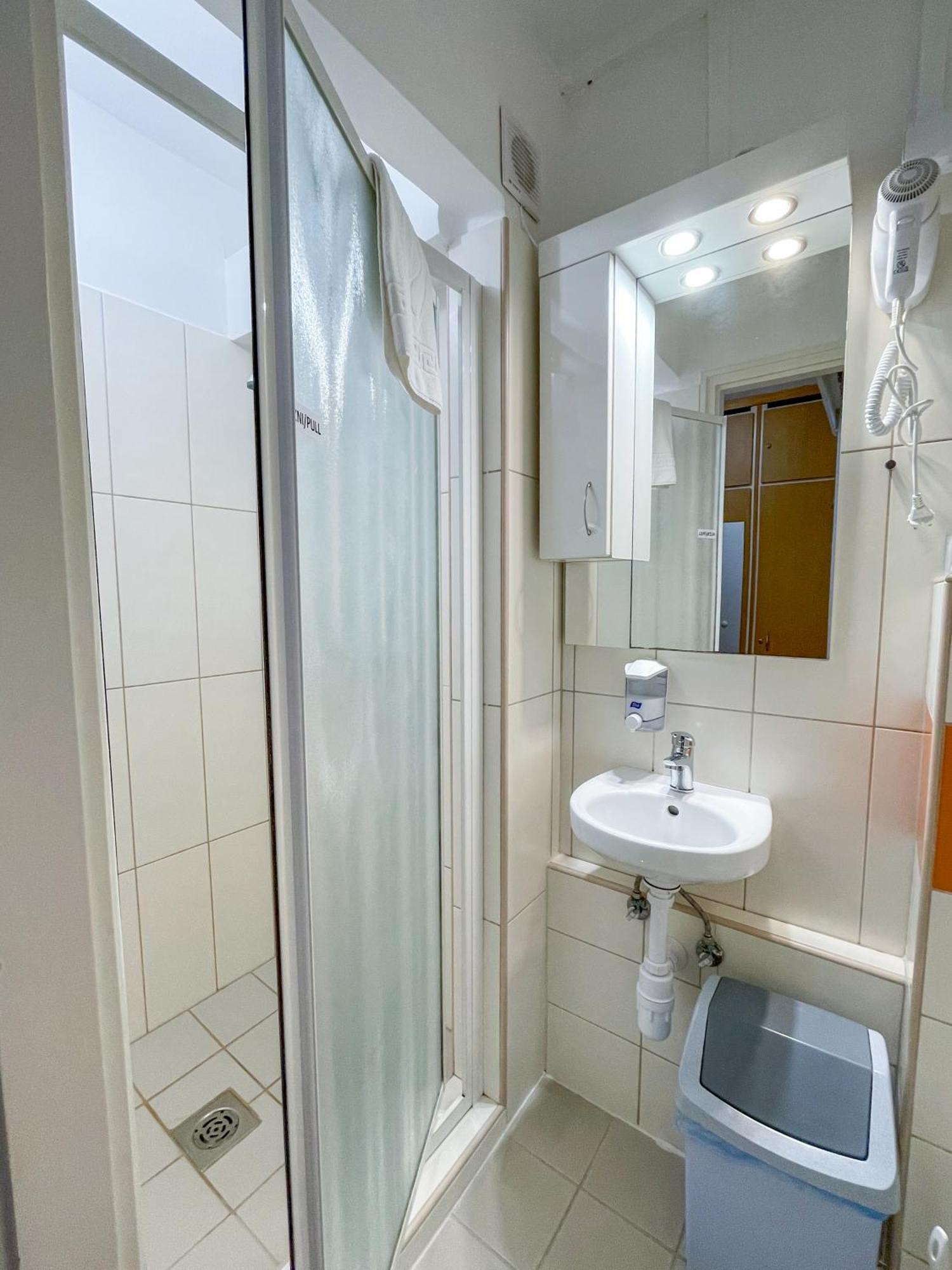 Tisza Sport Hotel Szeged Bagian luar foto