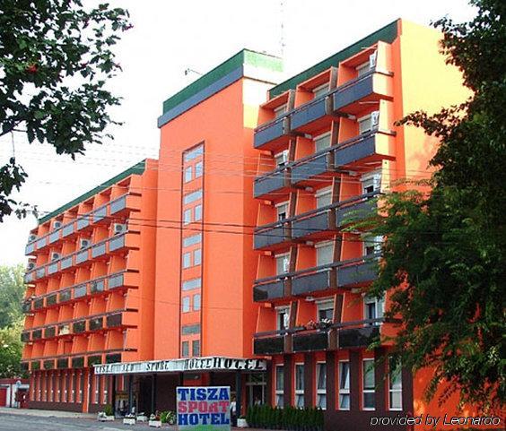 Tisza Sport Hotel Szeged Bagian luar foto